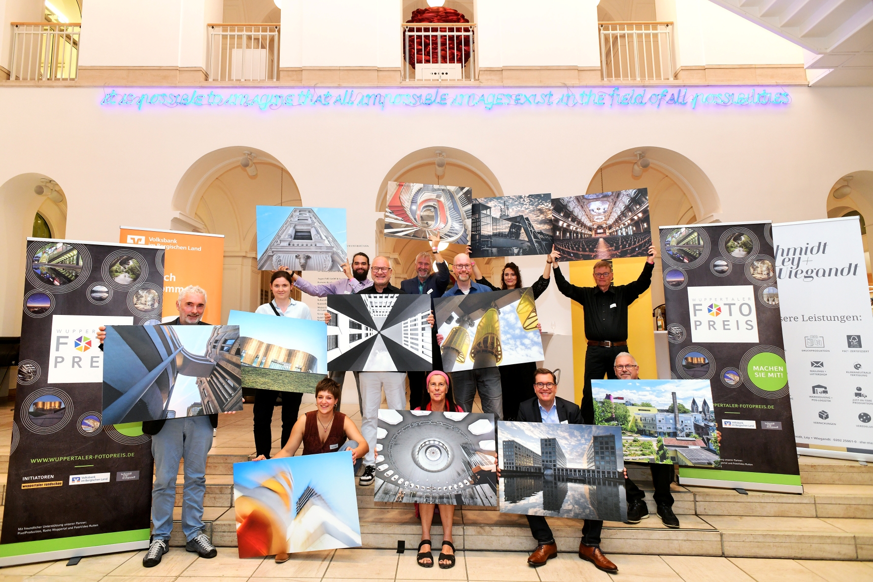 Gruppenfoto Preisverleihung fotopreis.2026_20x30cm
